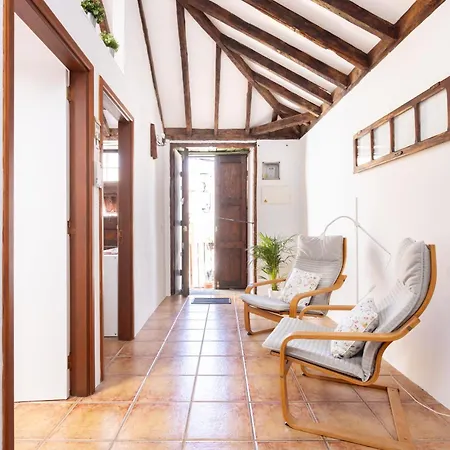 Chc - Casa La Salvada - Silos *