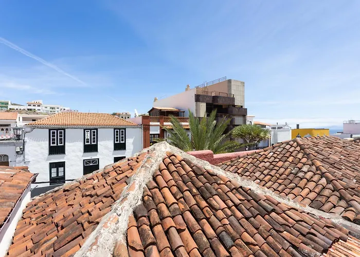 Chc - Casa La Salvada - Silos