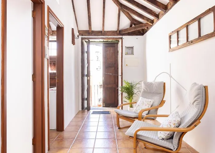 Chc - Casa La Salvada - Silos *