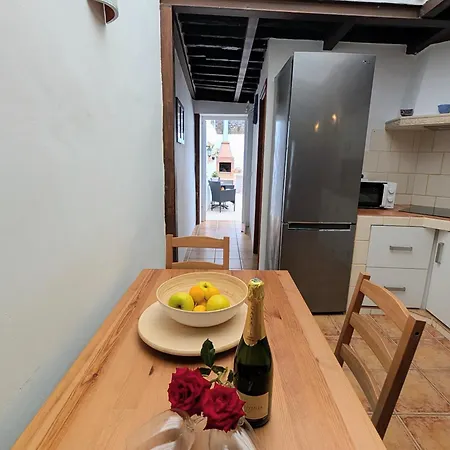 Chc - Casa La Salvada - Silos * Los Silos