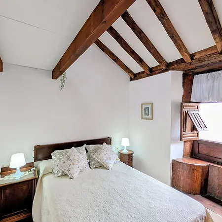 Chc - Casa La Salvada - Silos *